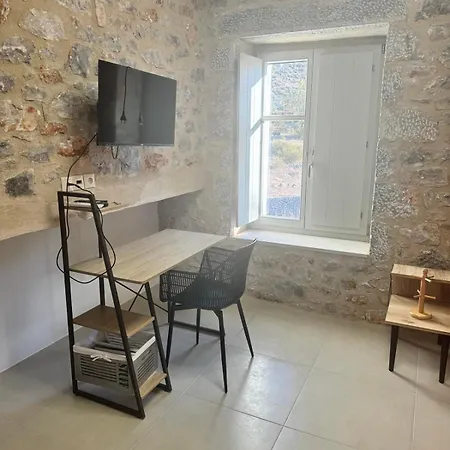 Mani Spot Sofia Nyaraló